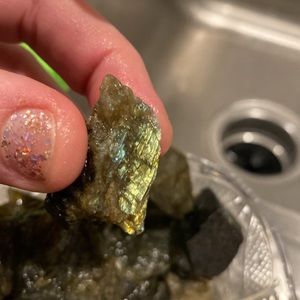 Raw Labradorite for Cabbing